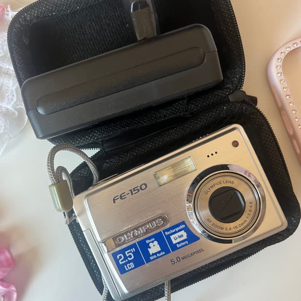 올림푸스 FE150 디지털 카메라 디카