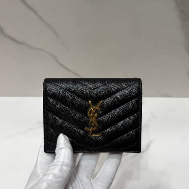 [정품] S급 생로랑 모노그램 마틀라세 반지갑 금장