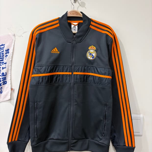 322. 아디다스 레알마드리드 져지 트랙탑 