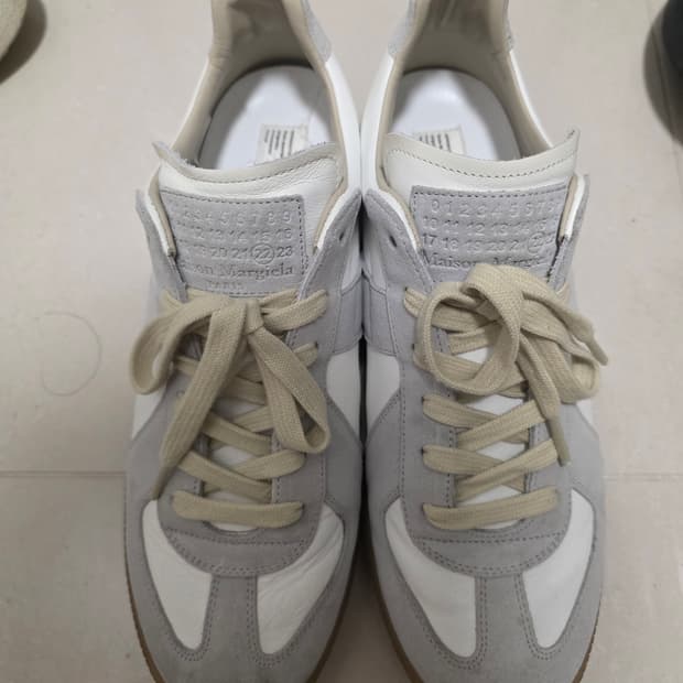 메종 마르지엘라 독일군 43 사이즈 판매해요 (3회착)