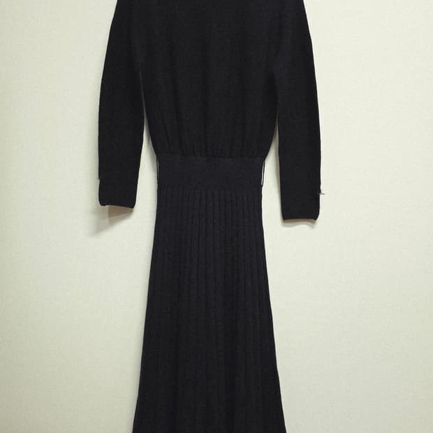 지컷 니트 카라 플리츠  원피스