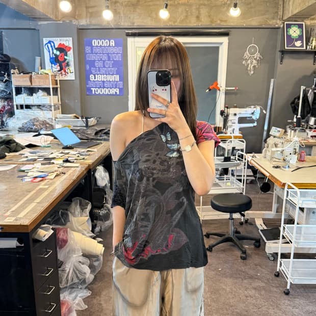 Desigual Asymmetrical Graphic Tee