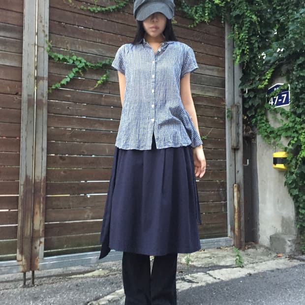 Check pattern blouse