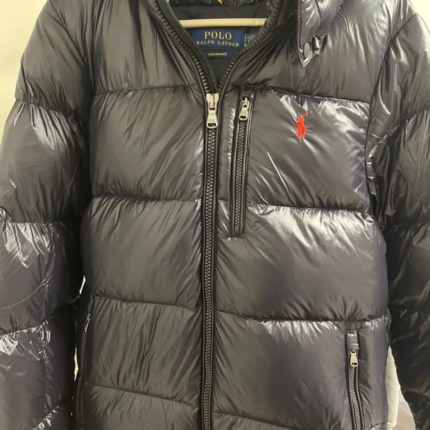 폴로 유광 패딩 S사이즈 25FW