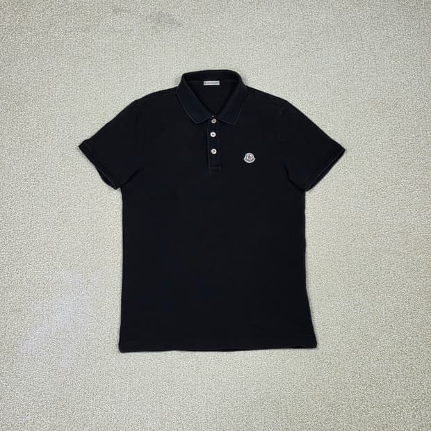 [몽클레어] 시그니처 로고 패치 마글리아 반팔 카라티 | S00123