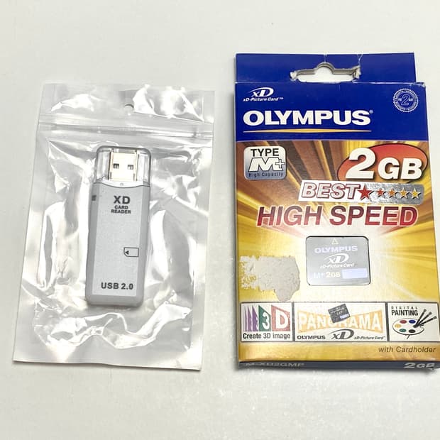 올림푸스 XD m+ 2GB 픽처카드 + XD카드리더기