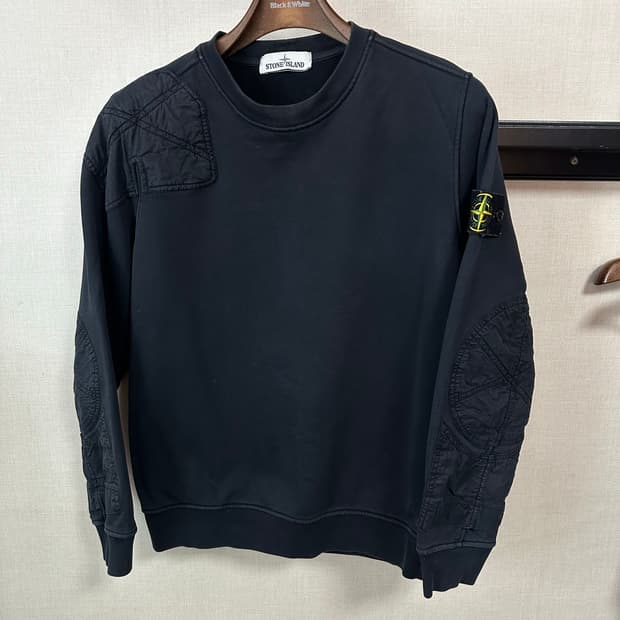 스톤아일랜드 맨투맨 S(90-95)정품