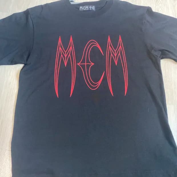 떠그클럽 mcm 반팔티 m