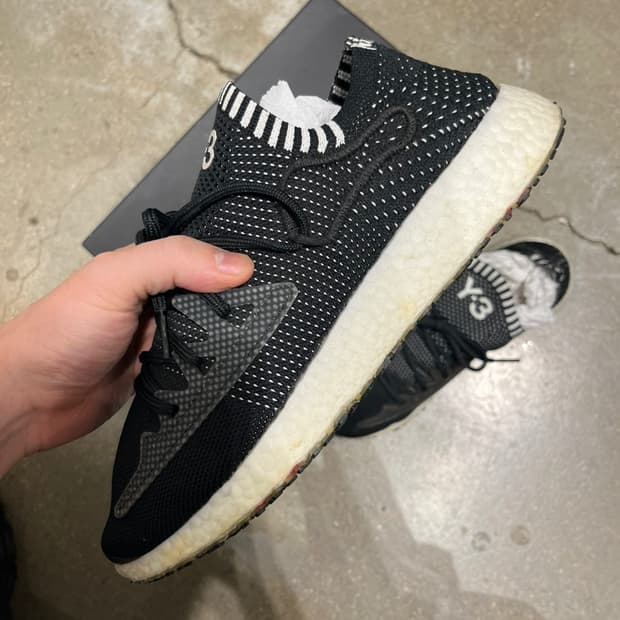 Y-3 퓨어부스트 화이트 블랙 와이쓰리 아디다스 스니커즈
