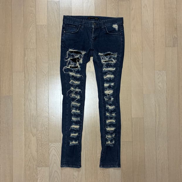 Selvage 디스트레스드 스키니진