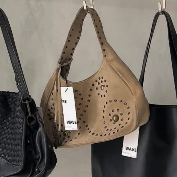 빈티지 스터드 백