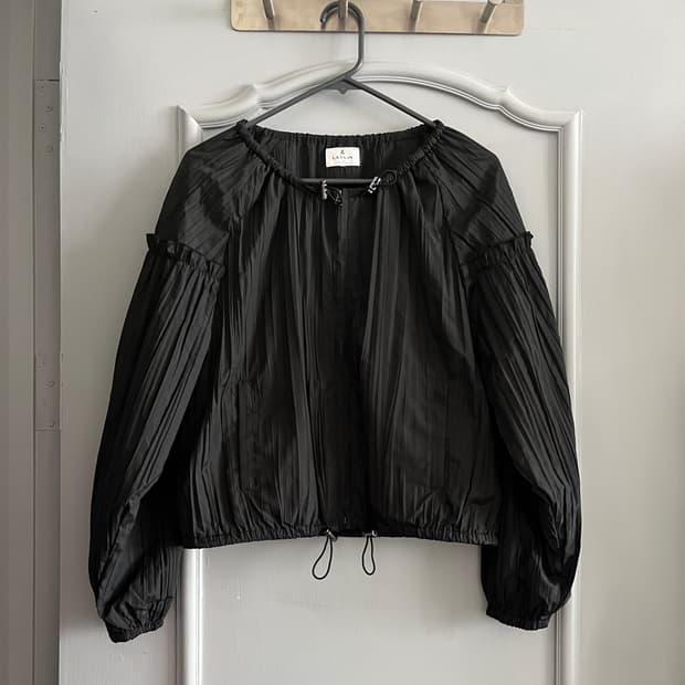 랑방 플리츠 점퍼