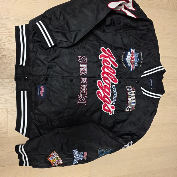 위캔더스 켈로그 야구 점퍼