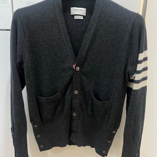 톰브라운 캐시미어가디건 3사이즈 (새상품급)