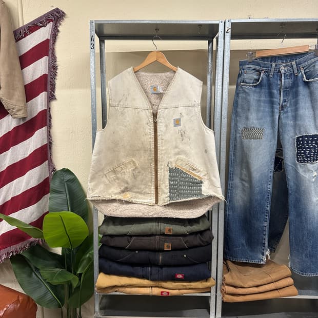 8-90s Carhartt vest 