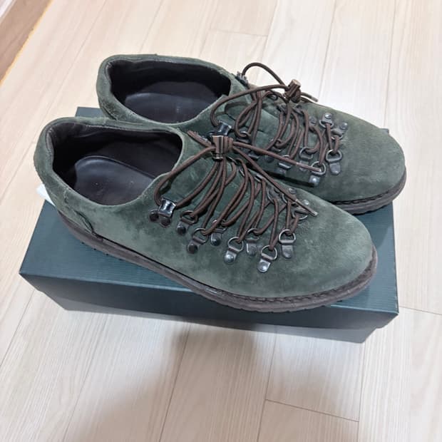 파라부트 클루사즈 엔지니어드가먼츠 8.5사이즈