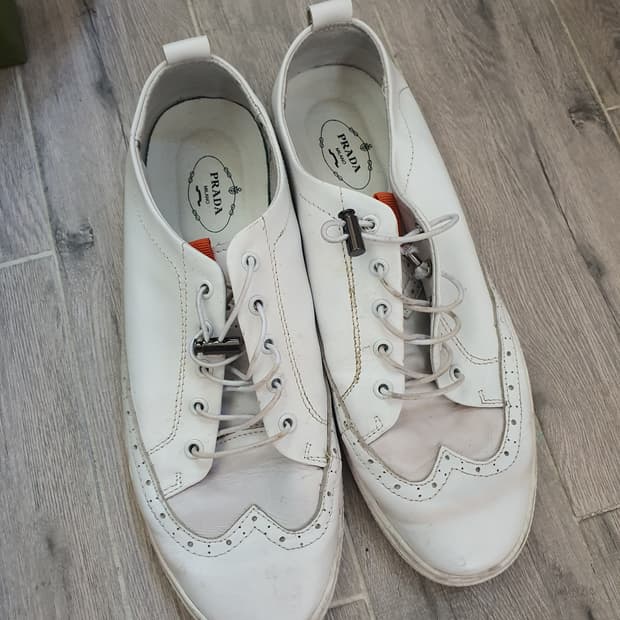 프라다 남성 스니커즈