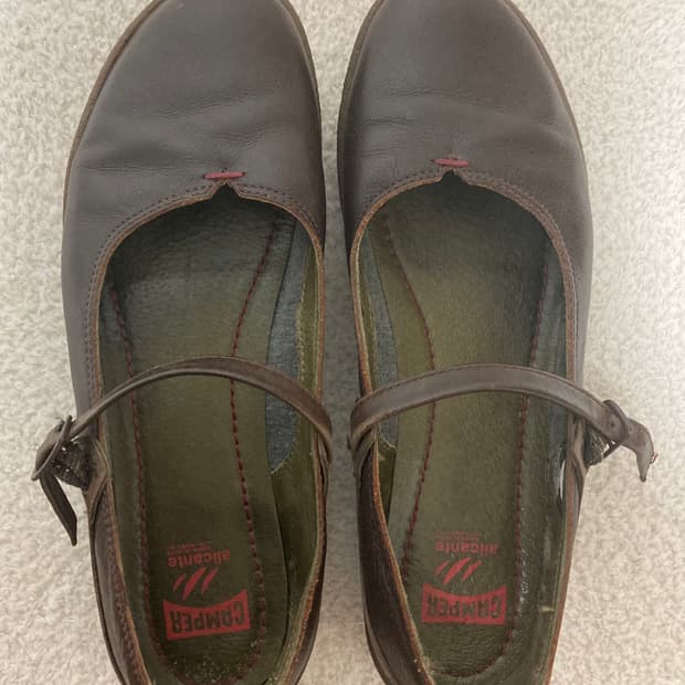 캠퍼 헬레나 메리제인 39사이즈