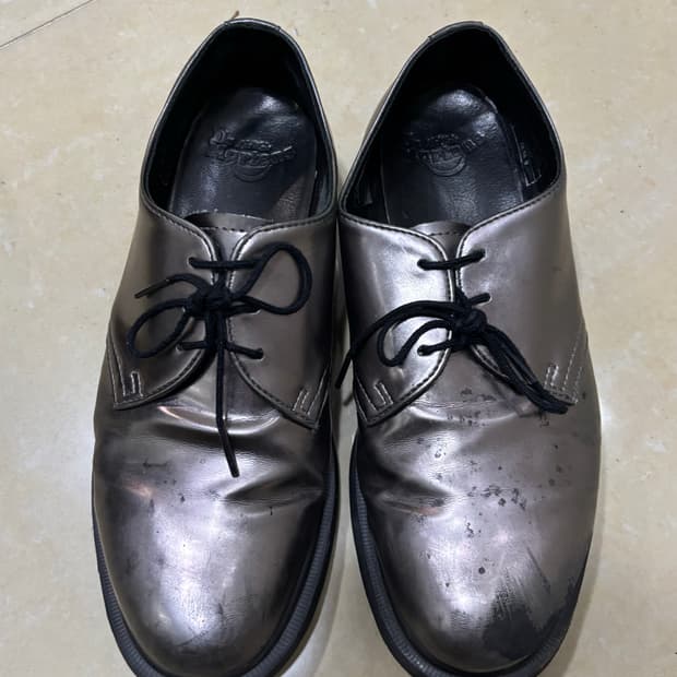 닥터마틴 1461 실버 더비 슈즈 270