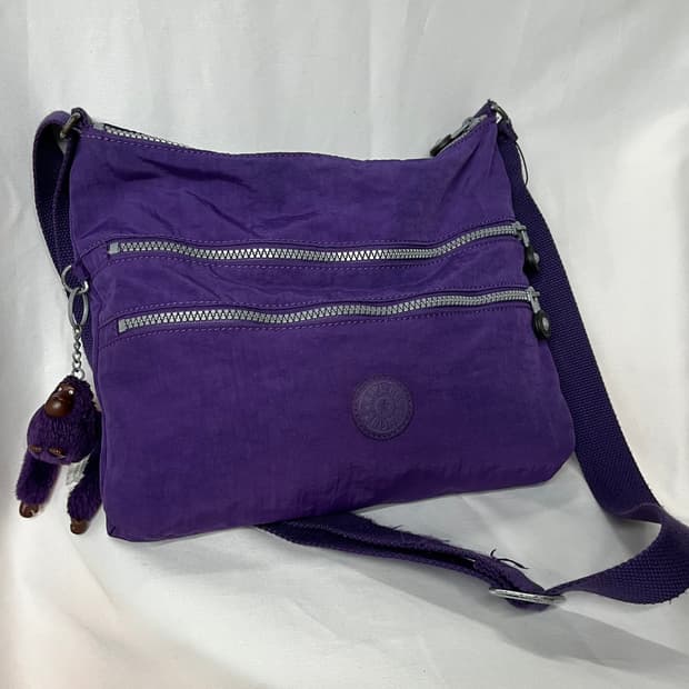 키플링 퍼플 크로스 숄더 백