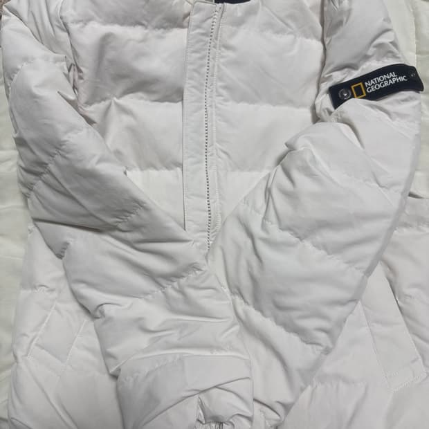 내셔널지오그래픽 경량패딩 xs