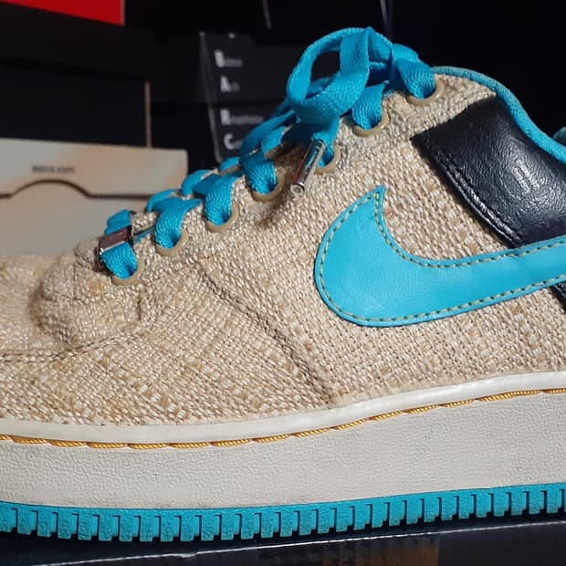 06s 나이키 에어포스 1 로우 톰슨 260