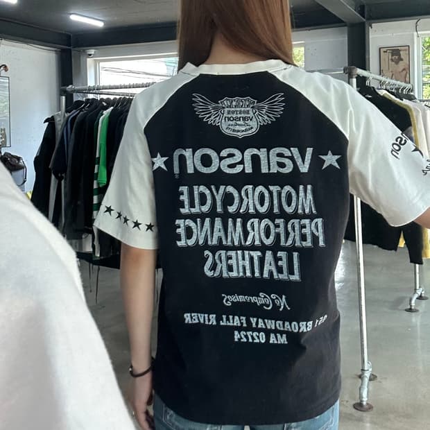 벤슨 스타 951브로드웨이 레터링 래글런 반팔티