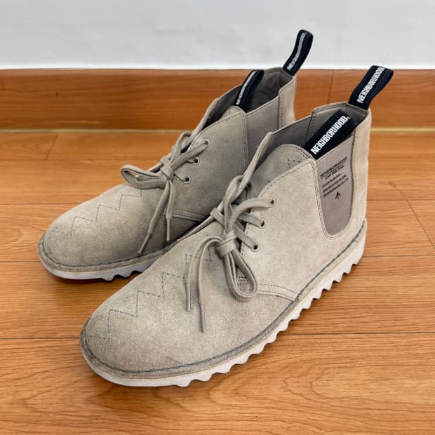 네이버후드 클락스 데저트 부츠 275