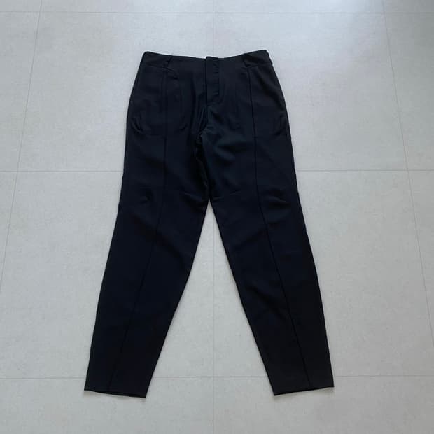 [40] Vejas wool phantom trouser
