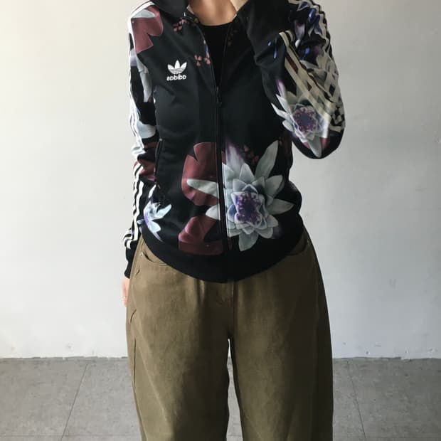 아디다스 플라워 트랙탑져지
