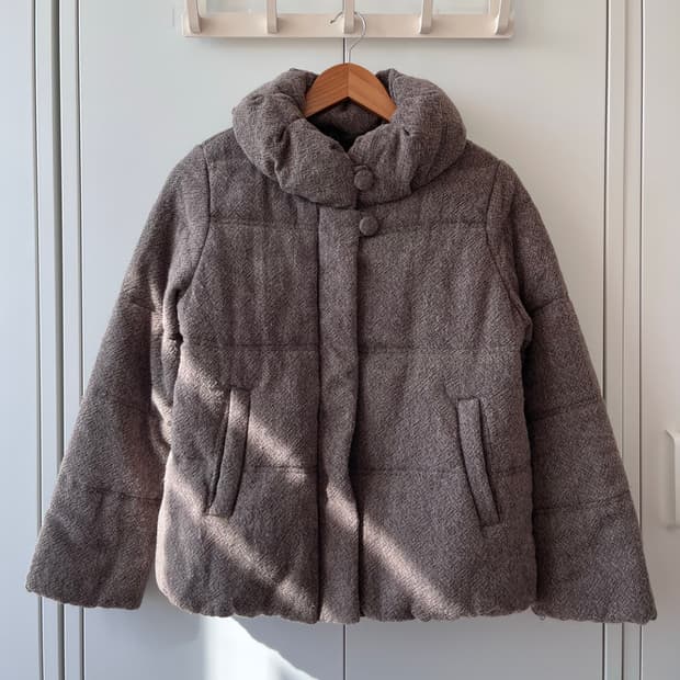 Earth music 얼스뮤직 만두 카라 버튼 패딩 점퍼