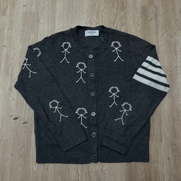 톰브라운 여성 미스터 톰 자수 사선 완장 가디건