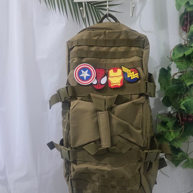 밀리터리 스타일 백팩