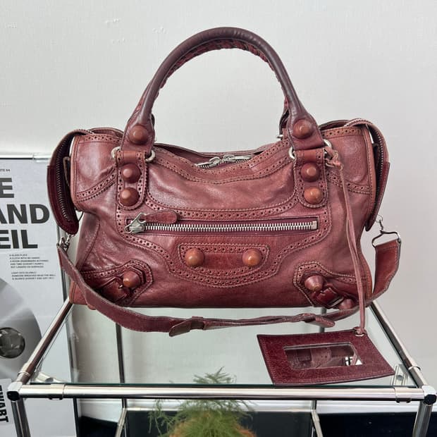 발렌시아가 모터백