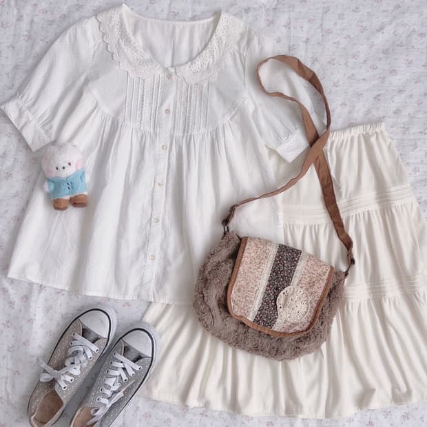 민트도트 블라우스