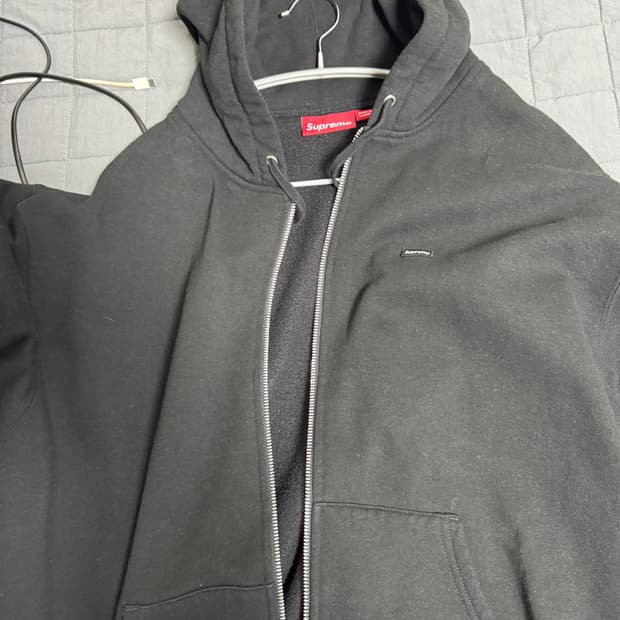 슈프림 24fw 스몰박스 후드집업 블랙 L