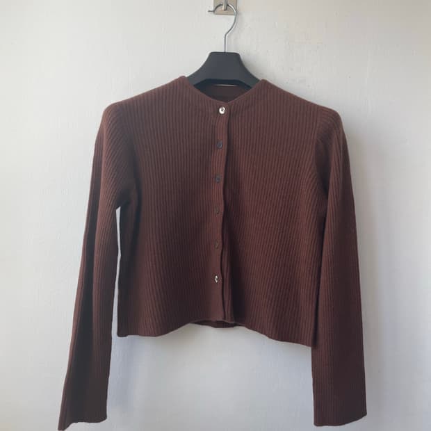 샵오눅(shoponuk) 크롭 가디건 브라운 새상품(내용필)