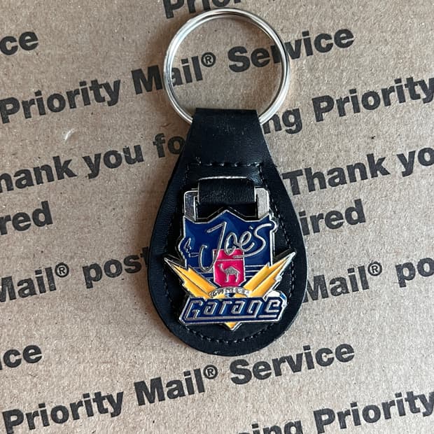90s vtg Joe’s Garage Leather Keyring