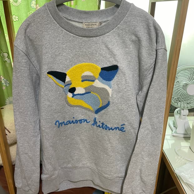 메종 키츠네 빅헤드 자수 그레이 맨투맨