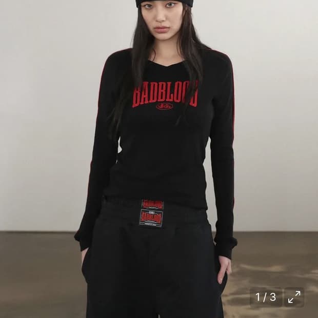 배드블러드 미스틱 캡슐 브이넥 롱슬리브 블랙