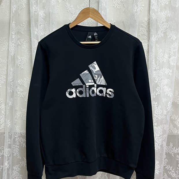XL) 아디다스 카모 빅로고 맨투맨 블랙