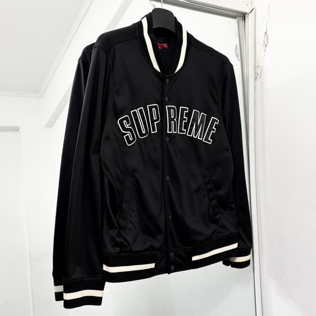 슈프림 빅로고 메쉬 바시티 자켓