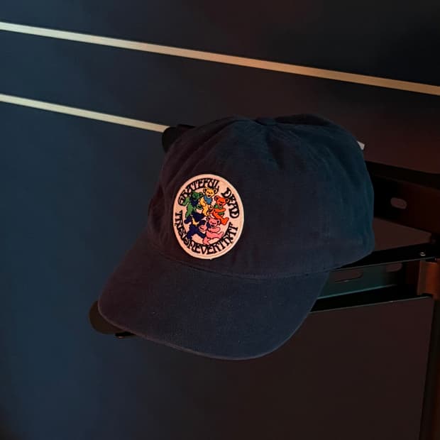디스이즈네버댓 x 그레이트풀 데드 라이트닝 패치 옥스포드 캡 네이비
