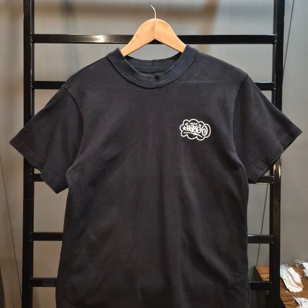 [S] 사카이 sacai 블랙 원카인드월드 백프린트 반팔티 7.5
