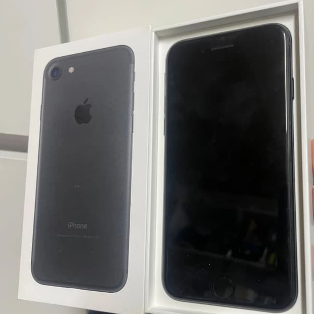 아이폰7 매트블랙 128기가