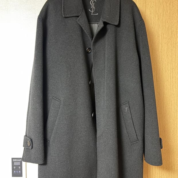 입생로랑 블랙 코트