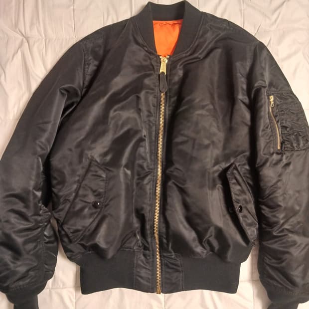 알파인더스트리 ma-1 플라이트 자켓 블랙 M