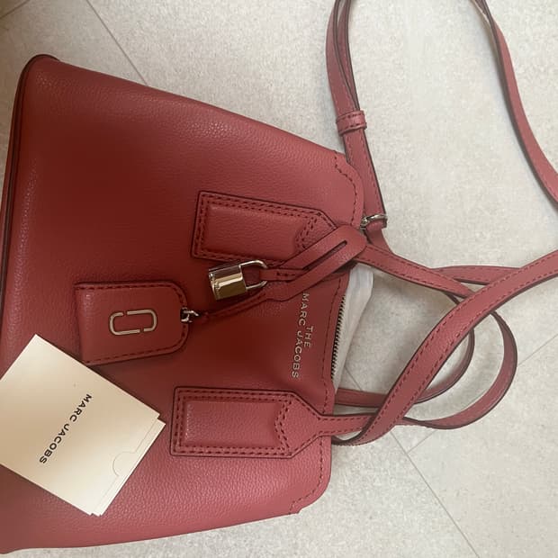 (새상품 상태) 마크 제이콥스 에디터 레더 사첼백 핑크