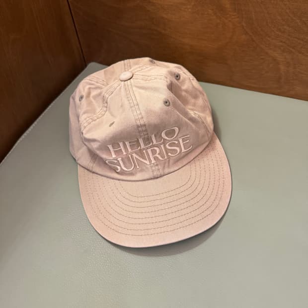 헬로선라이즈 모자