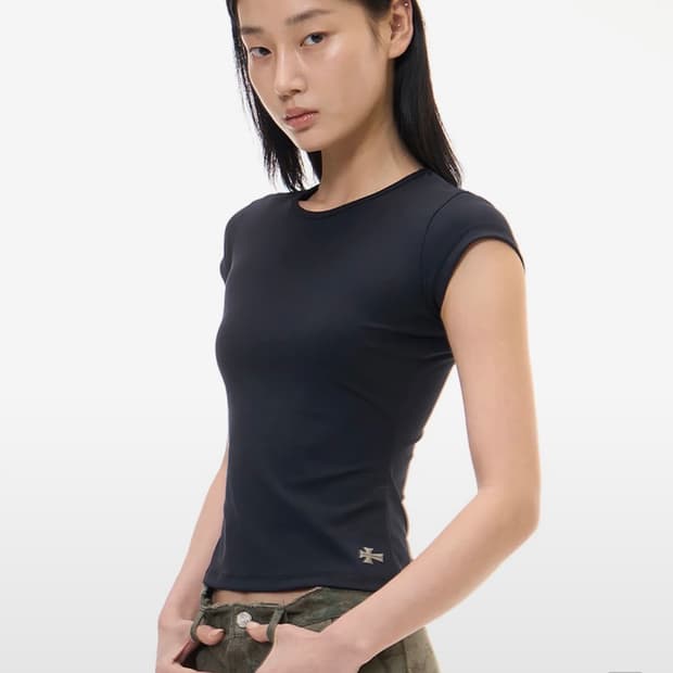 2000아카이브스 컨투어 티셔츠 블랙